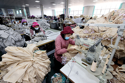 疫情之下，服裝出口遭遇“寒流” 挑戰(zhàn)、影響與應(yīng)對(duì)